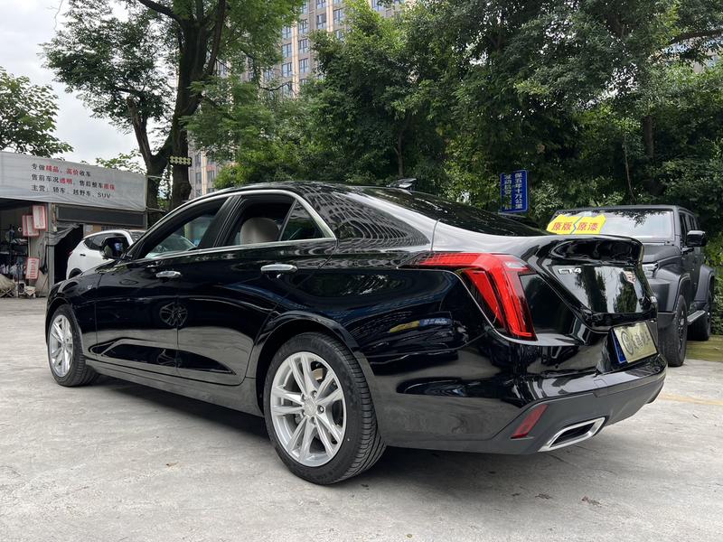 Cadillac CT4 - фото 4