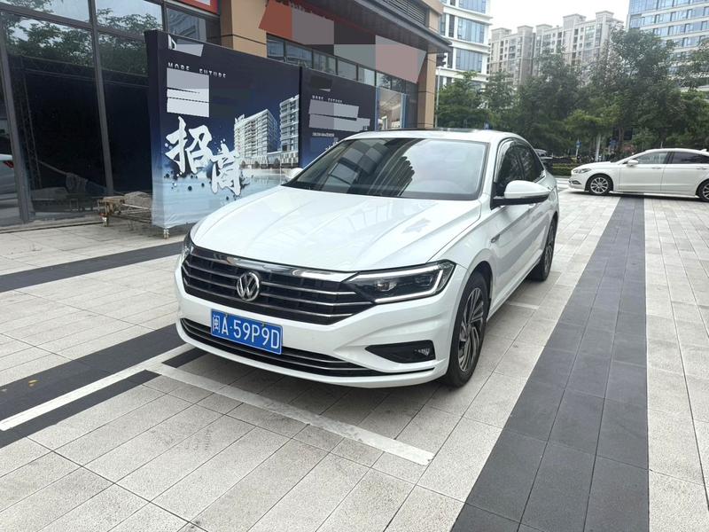 Volkswagen Sagitar - фото 0