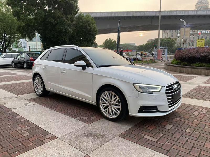 Audi A3 - фото 2