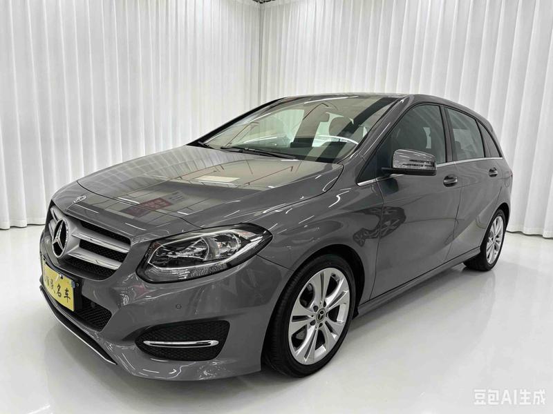 Mercedes-Benz B - фото 0