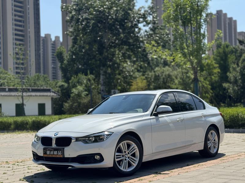 BMW 3 Series - фото 0