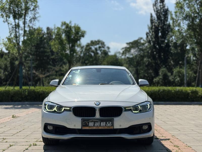 BMW 3 Series - фото 1