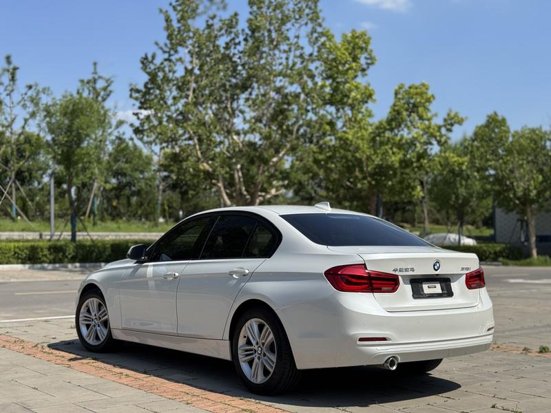 BMW 3 Series - фото 3