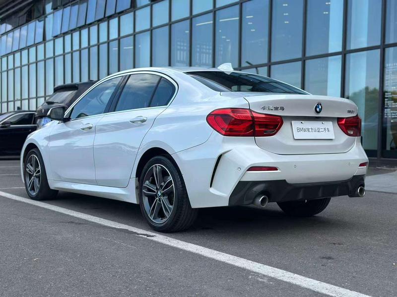 BMW 1 Series - фото 3