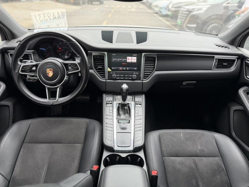 Porsche Macan - фото 4