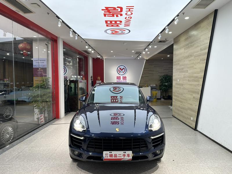 Porsche Macan - фото 1