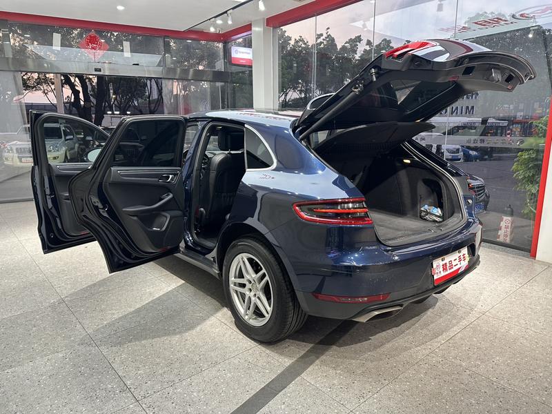 Porsche Macan - фото 3