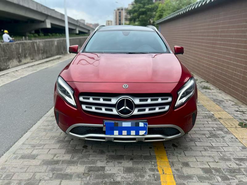 Mercedes-Benz Mercedes GLA - фото 1