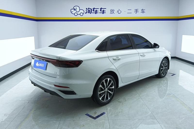 Geely Emgrand - фото 2