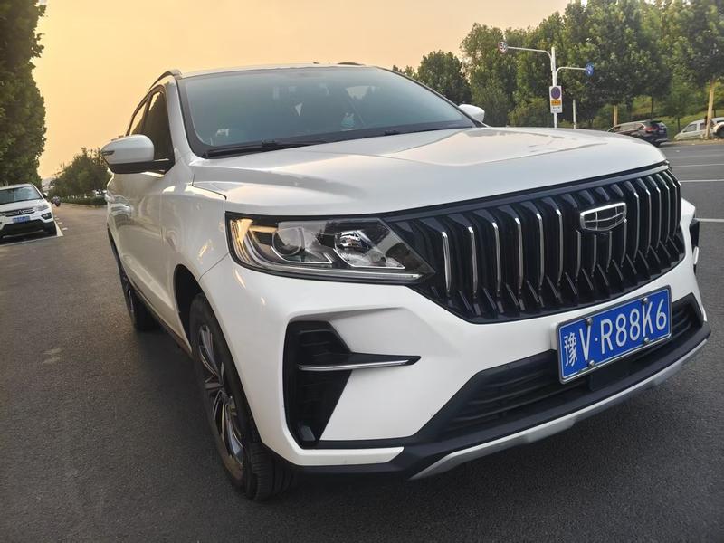 Geely X6 - фото 2