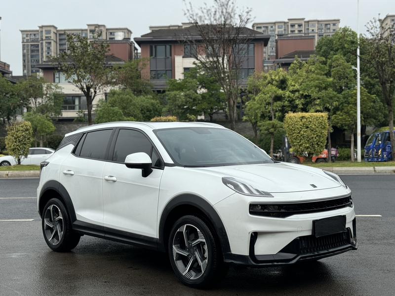 Lynk & Co 06 - фото 2