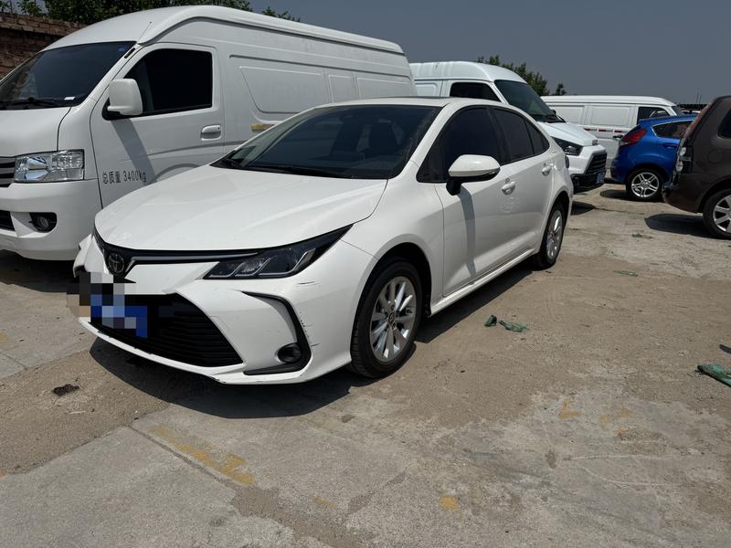 Toyota Corolla - фото 0
