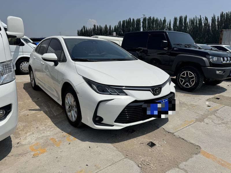 Toyota Corolla - фото 2