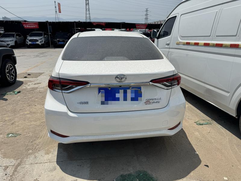Toyota Corolla - фото 4