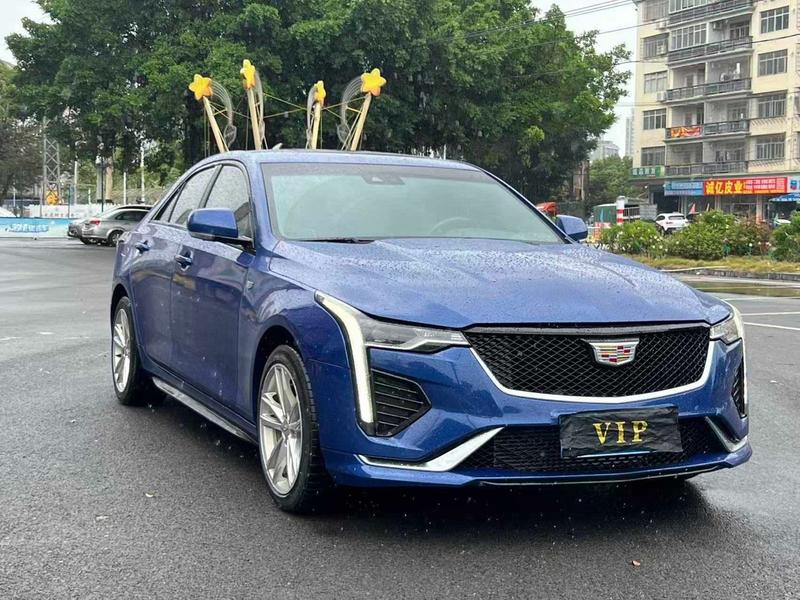 Cadillac CT4 - фото 2