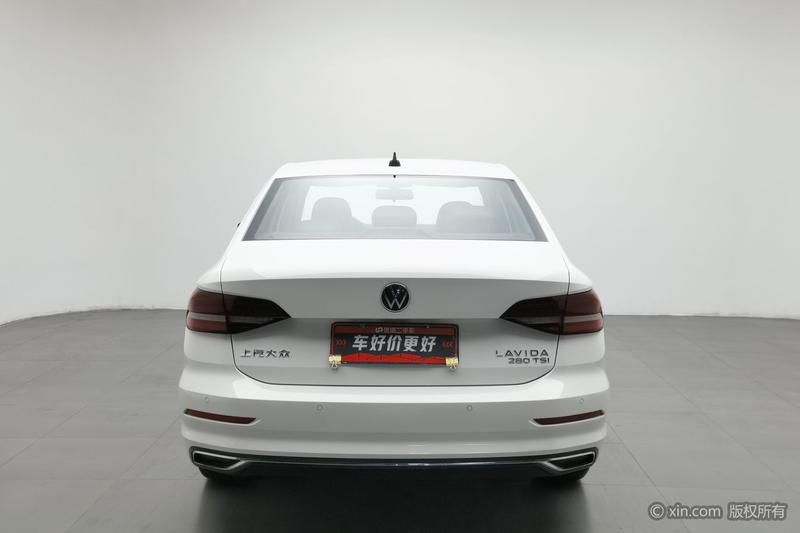 Volkswagen Lavida - фото 2
