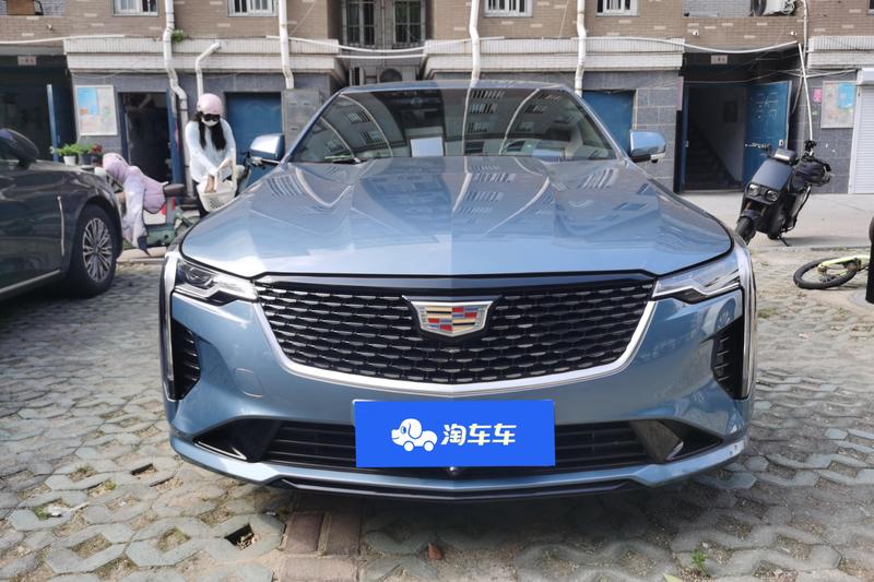 Cadillac CT4 - фото 1