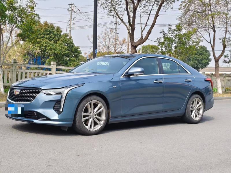 Cadillac CT4 - фото 0