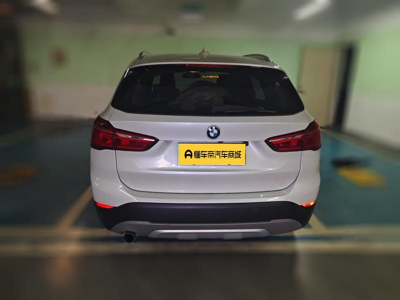 BMW X1 - фото 4