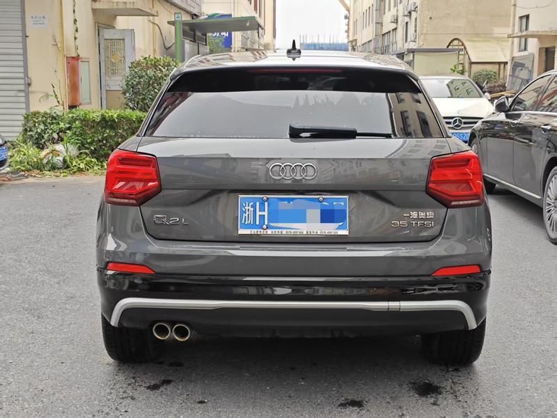 Audi Q2L - фото 3