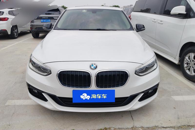BMW 1 Series - фото 1