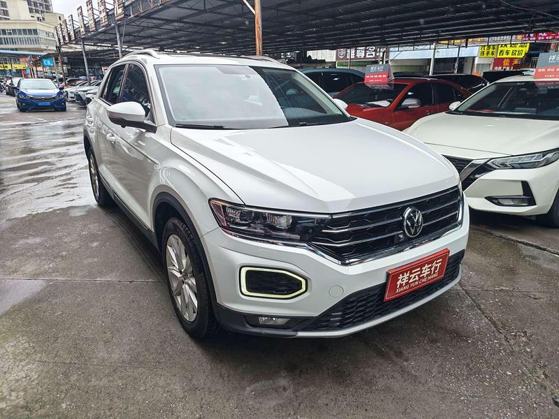 Volkswagen T-Roc - фото 2