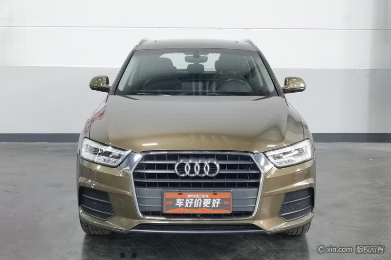 Audi Q3 - фото 1