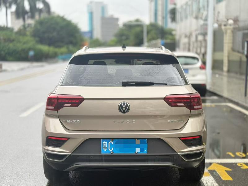 Volkswagen T-Roc - фото 4