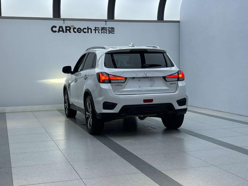 Mitsubishi ASX - фото 2