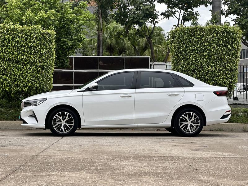 Geely Emgrand - фото 2