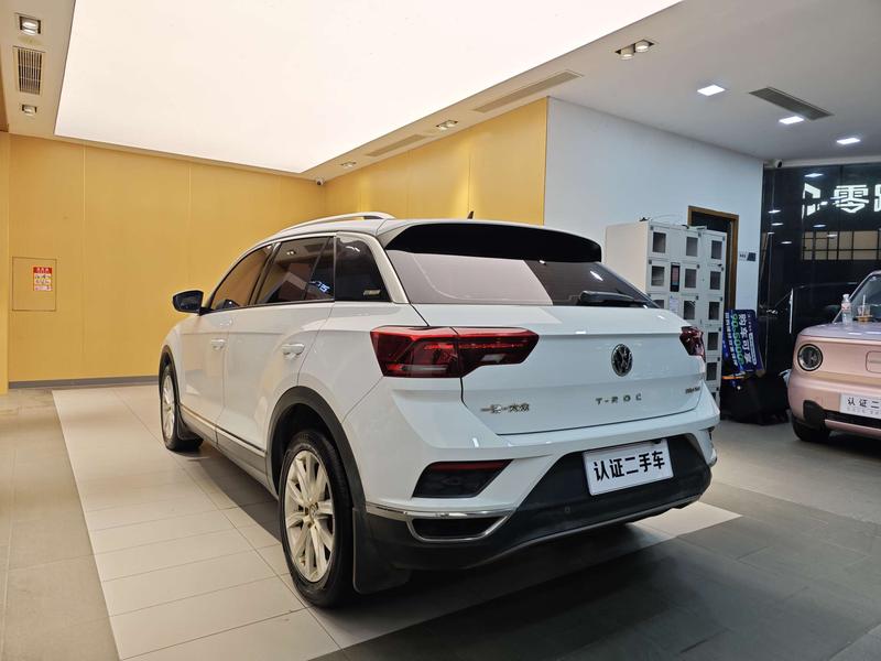 Volkswagen T-Roc - фото 4
