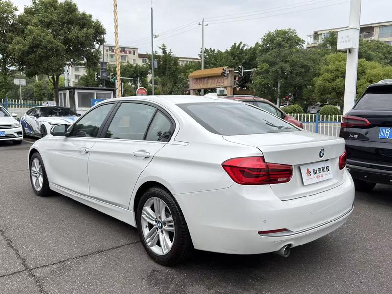 BMW 3 Series - фото 3