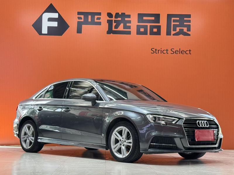 Audi A3 - фото 2
