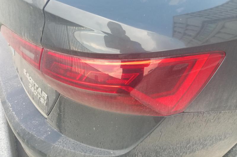 Volkswagen Sagitar - фото 4