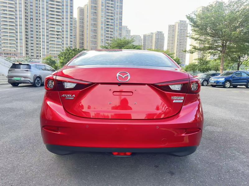 Mazda Mazda3 - фото 4