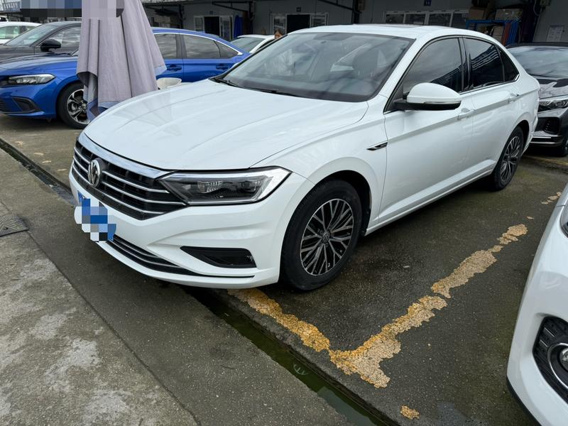 Volkswagen Sagitar - фото 0