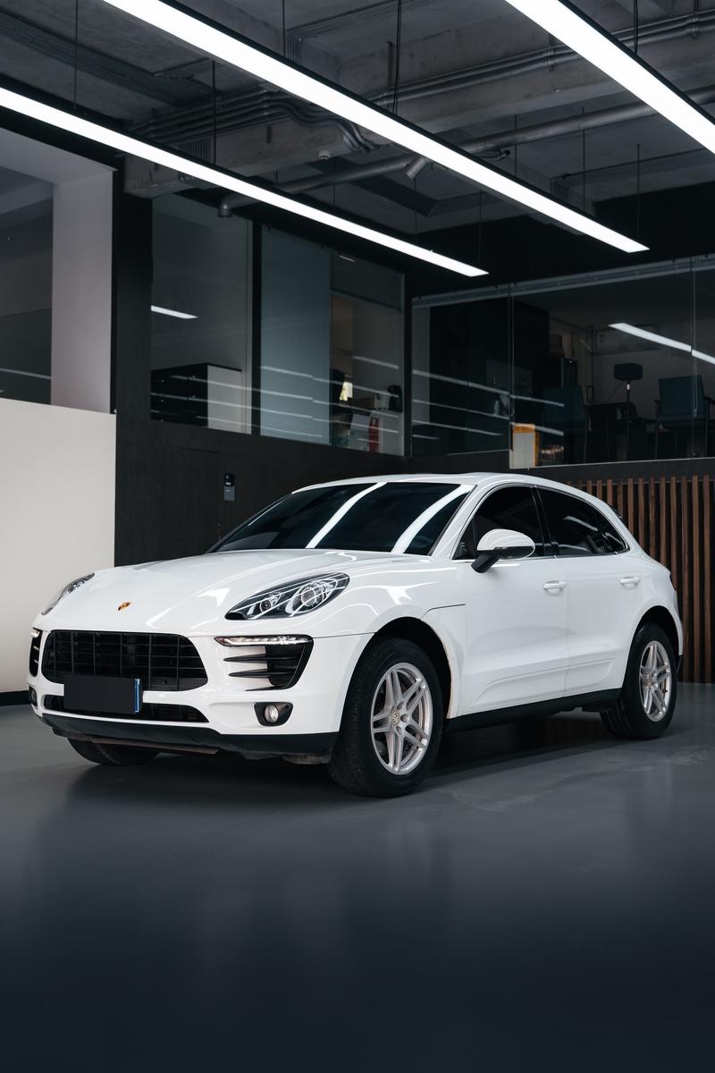 Porsche Macan - фото 0