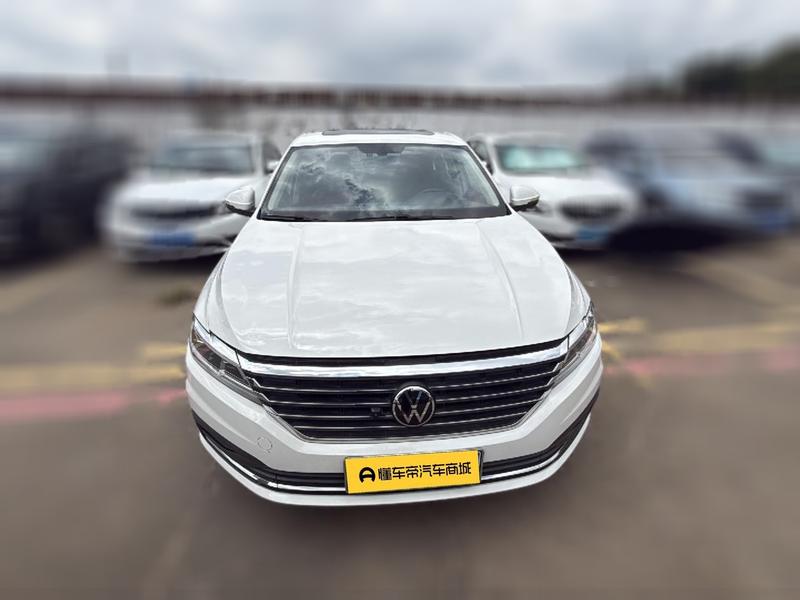 Volkswagen Lavida - фото 1