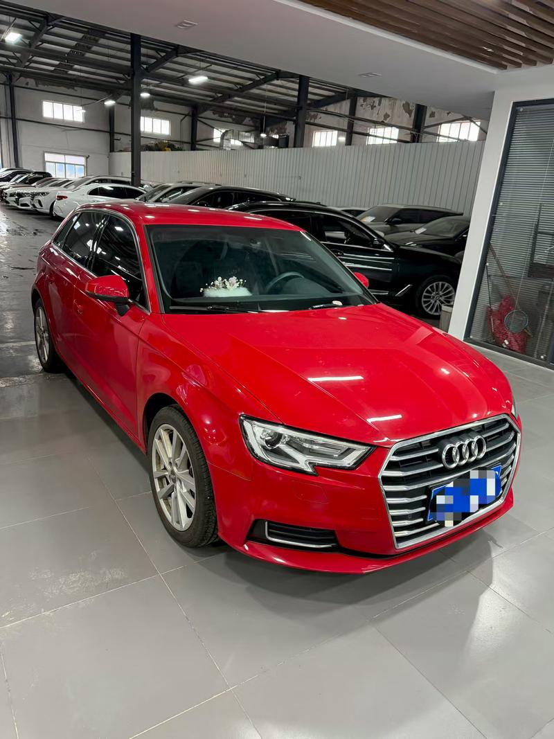 Audi A3 - фото 1