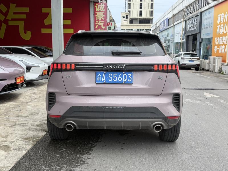 Lynk & Co 06 - фото 2