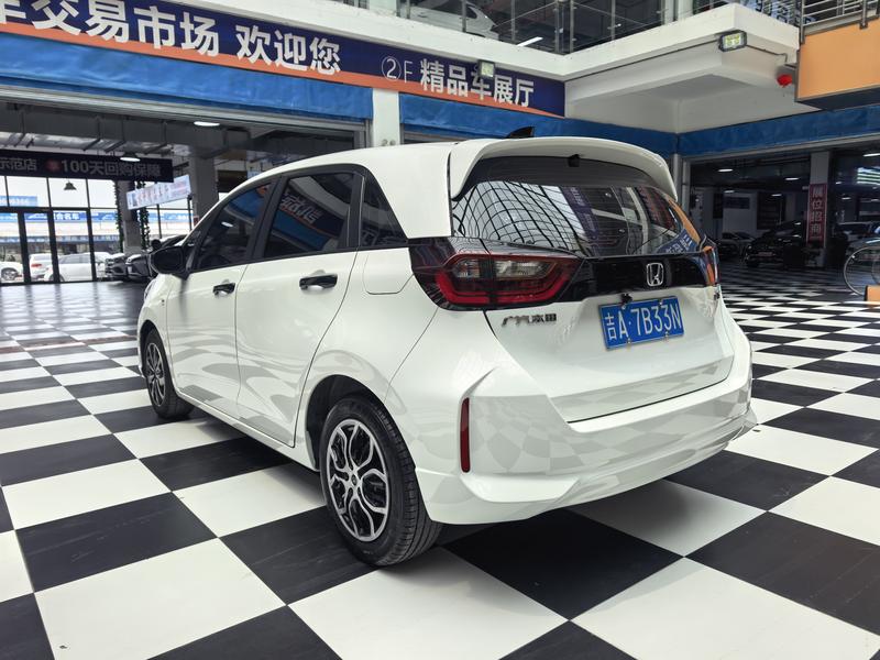 Honda Fit - фото 3