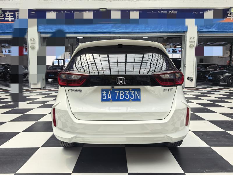 Honda Fit - фото 4