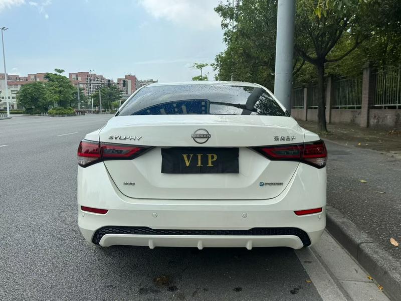 Nissan Sylphy - фото 2