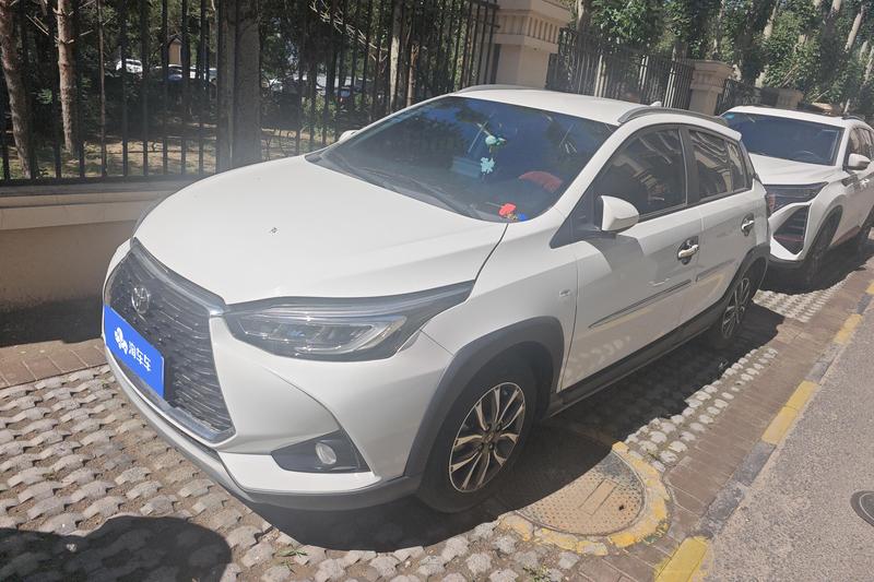 Toyota YARIS L - фото 0