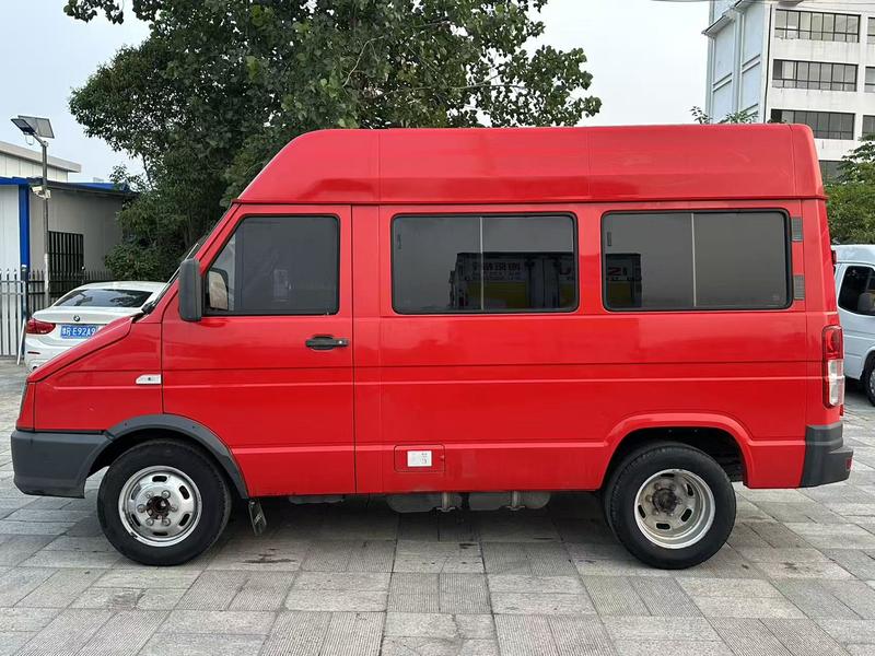 Iveco Daily - фото 3