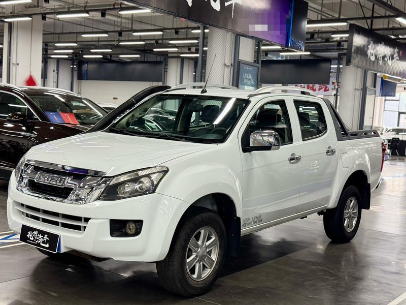 Isuzu D-MAX - фото 0