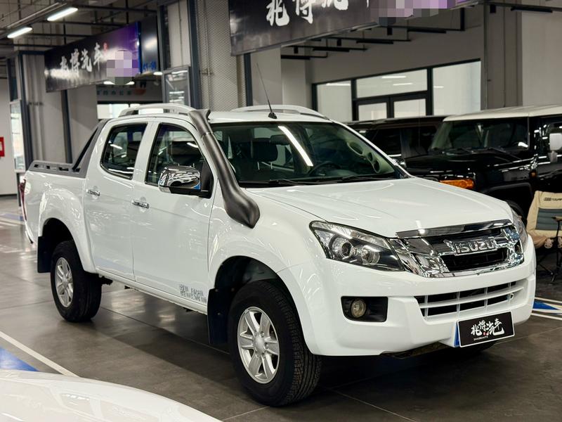 Isuzu D-MAX - фото 2