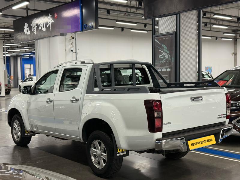 Isuzu D-MAX - фото 3