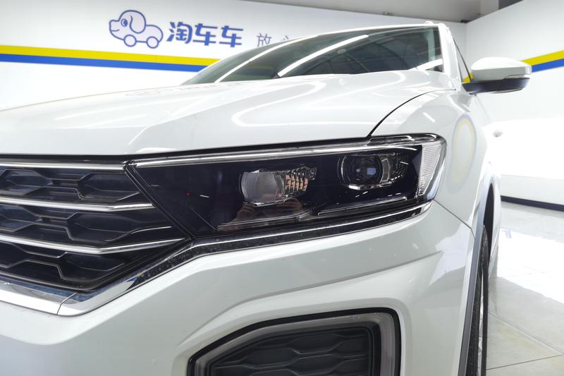 Volkswagen T-Roc - фото 3