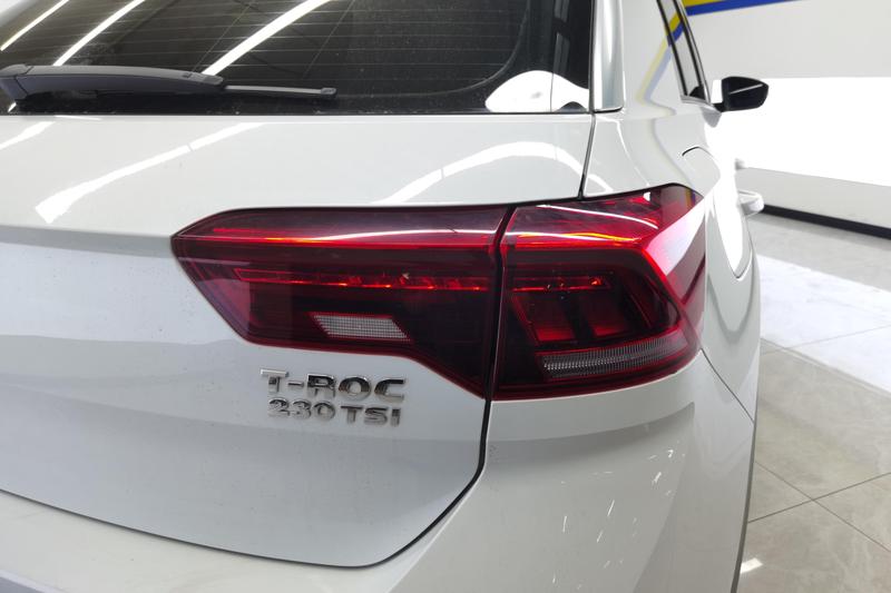 Volkswagen T-Roc - фото 4